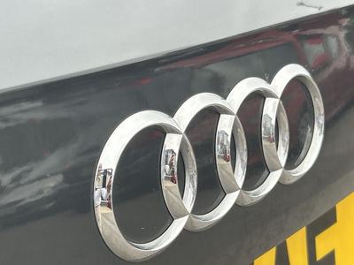Audi Q2 Photo 32
