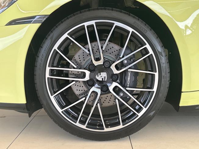 PORSCHE 911 Photo 33