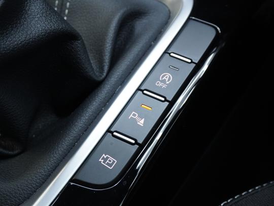 Kia ProCeed Photo 96d8867b-1b7a-4a78-92f7-b14a6d4ec0ac.jpg