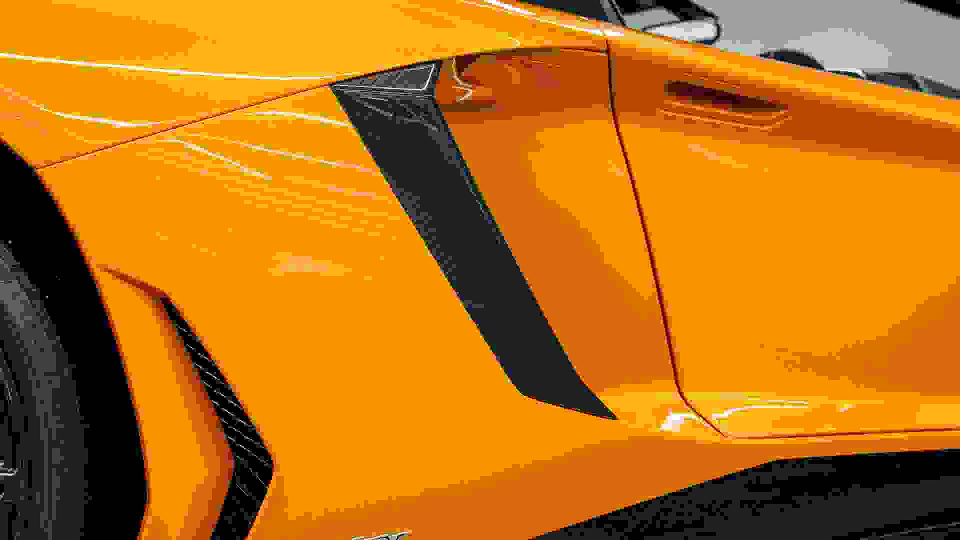 Lamborghini AVENTADOR SV Photo 96d990fd-3e68-4bca-8762-a816e900d0f0.jpg