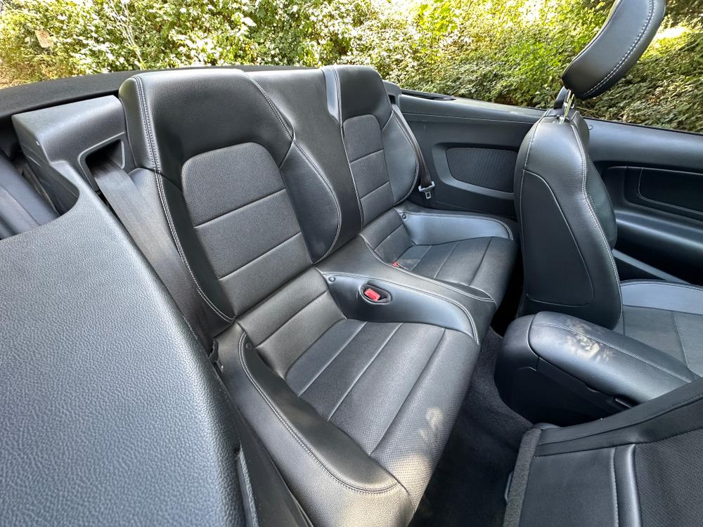 Used Ford Mustang EN68WCC 27