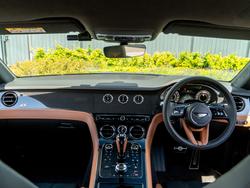 BENTLEY Continental GT Photo 4