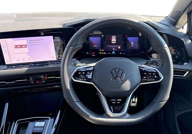 Volkswagen Golf Photo 16