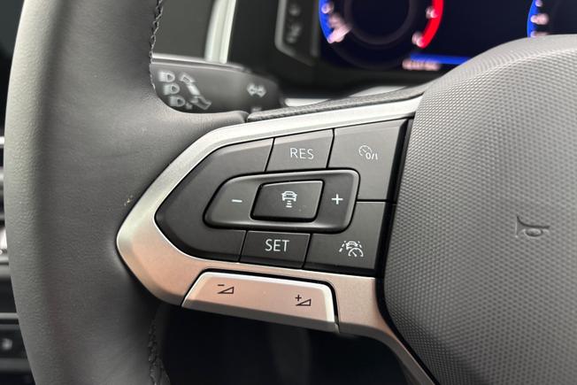 VOLKSWAGEN  Polo Photo 16