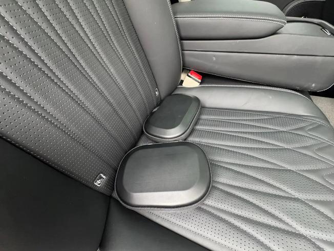 BENTLEY Flying Spur Photo 17