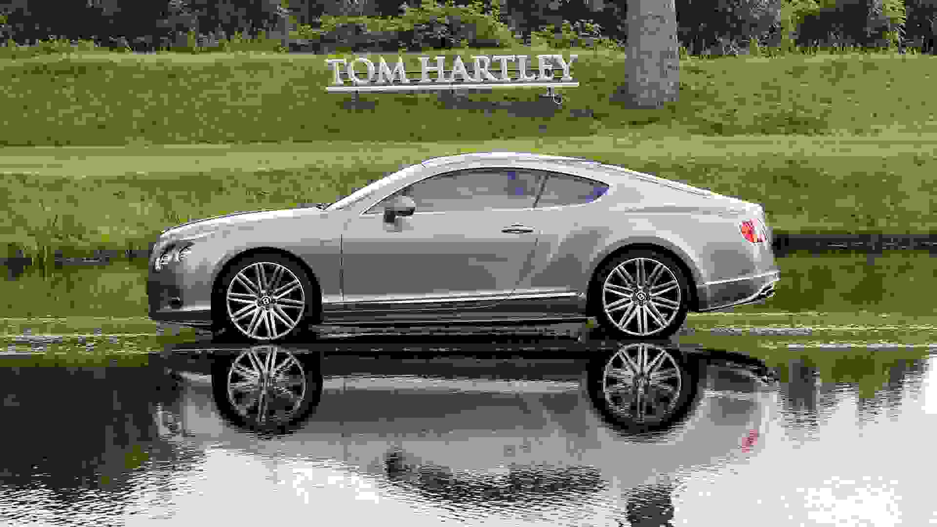 Bentley Continental GT Photo 970e75a0-5a03-444e-8fb6-0ed6eee303ef.jpg