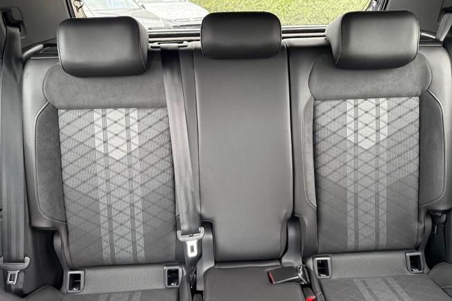 VOLKSWAGEN T-Cross Photo 24