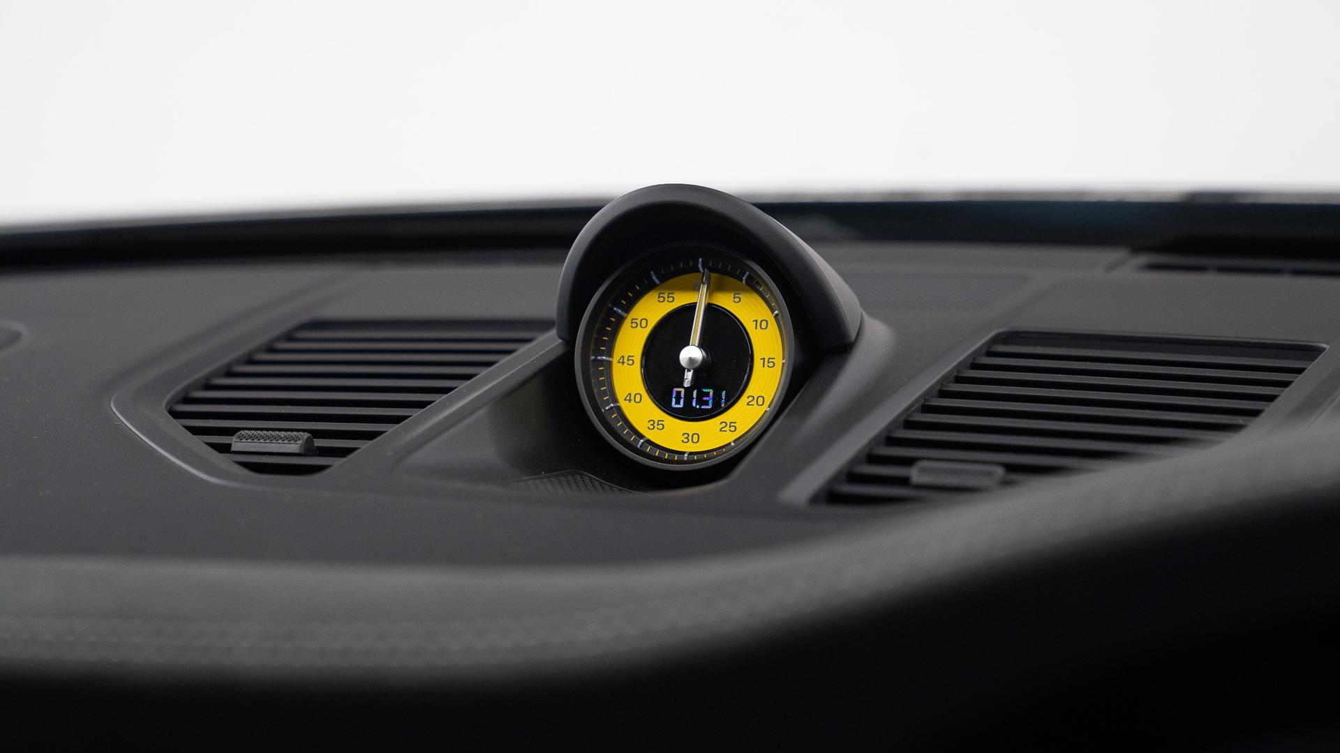 Porsche 911 Photo 9726f490-aaf6-4d7d-af42-6a8a9279350a.jpg