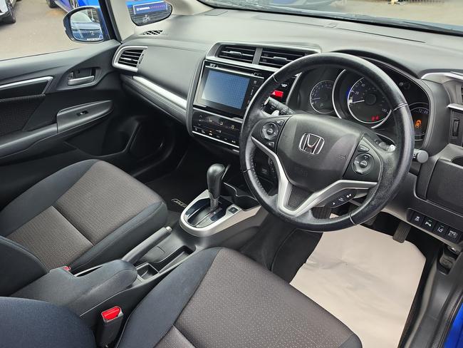 Honda Jazz Photo 9748b754-1888-4129-b692-f6332a556dd2.jpg