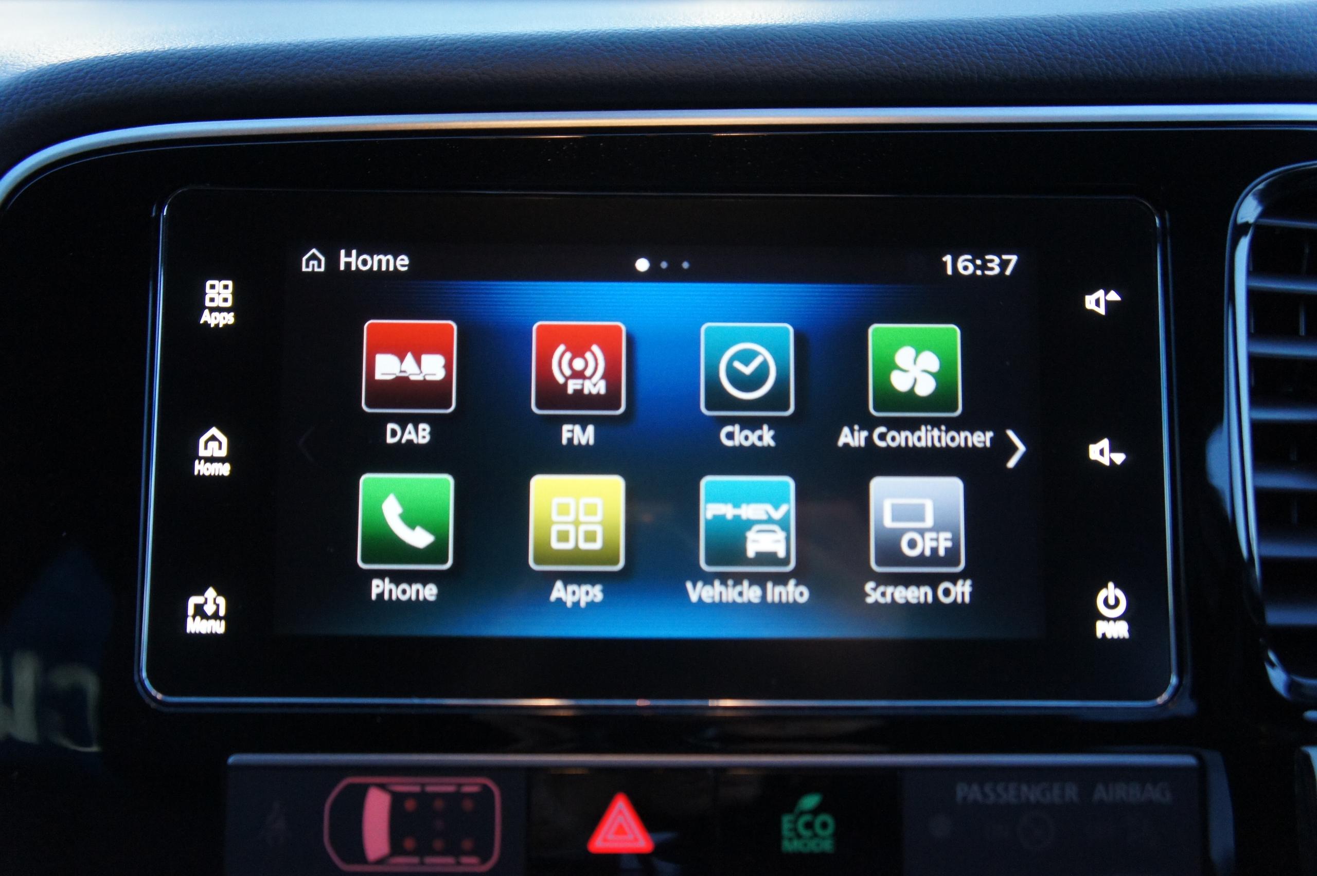 mitsubishi outlander phev apple carplay