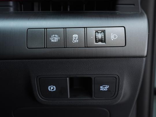 Hyundai KONA Photo 974f4b99-cad8-416b-bdfc-871f4548736e.jpg