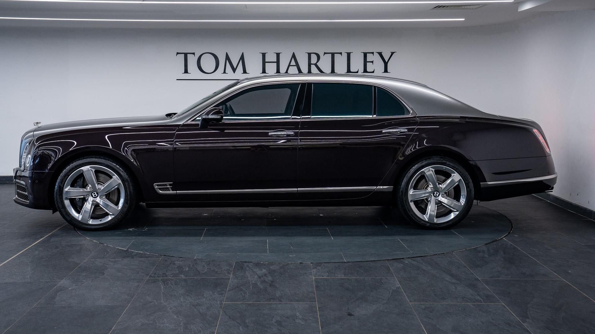 Bentley Mulsanne Photo 9754a7ea-2501-4499-bd2f-bdad5fc57c6e.jpg