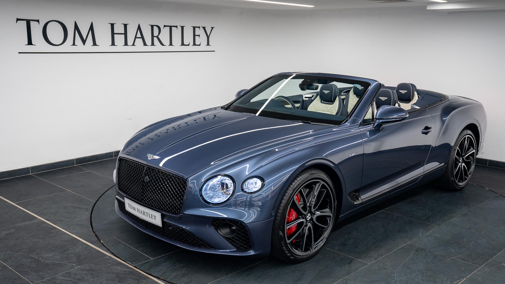 Bentley Continental Photo 975deb93-e701-4152-8ea7-d929bbf55945.jpg
