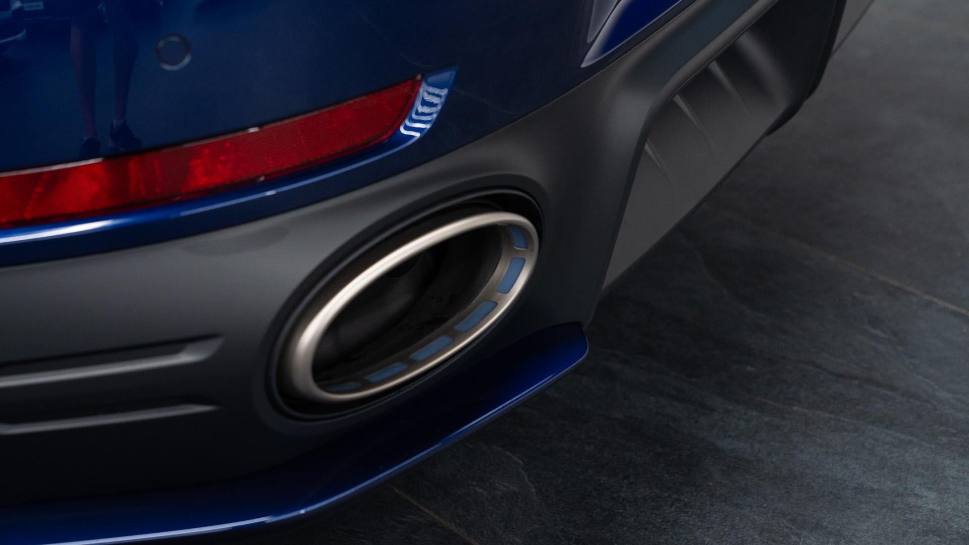 Porsche 911 Photo 9764ea0d-3b31-495d-a87f-f16ec03f94e4.jpg