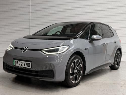 Volkswagen ID.3 Photo 976a2aef-915e-49b8-85c3-7c89780ace7f.jpeg