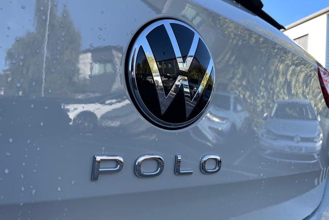 VOLKSWAGEN Polo Photo 22
