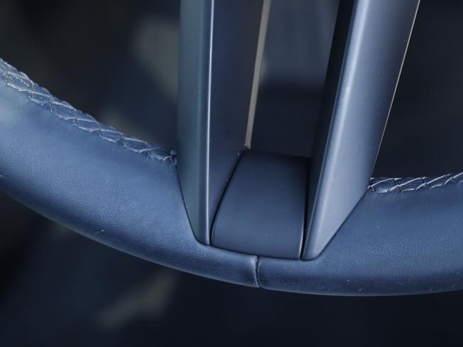 PORSCHE Taycan Photo 48