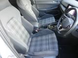 Volkswagen Golf Photo 17
