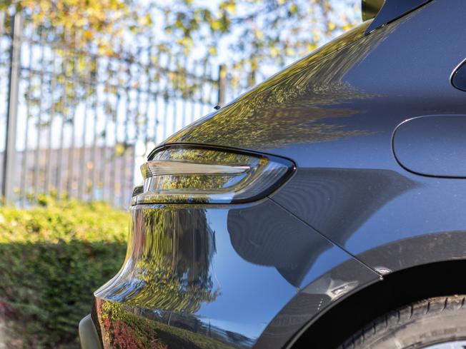 PORSCHE Macan Photo 43