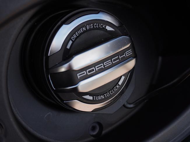 PORSCHE 911 Photo 52