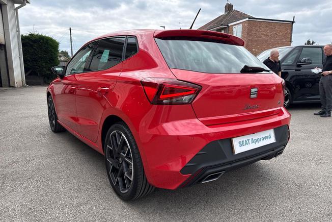 SEAT Ibiza Photo 23