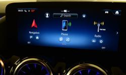 Mercedes-Benz GLA Photo 9