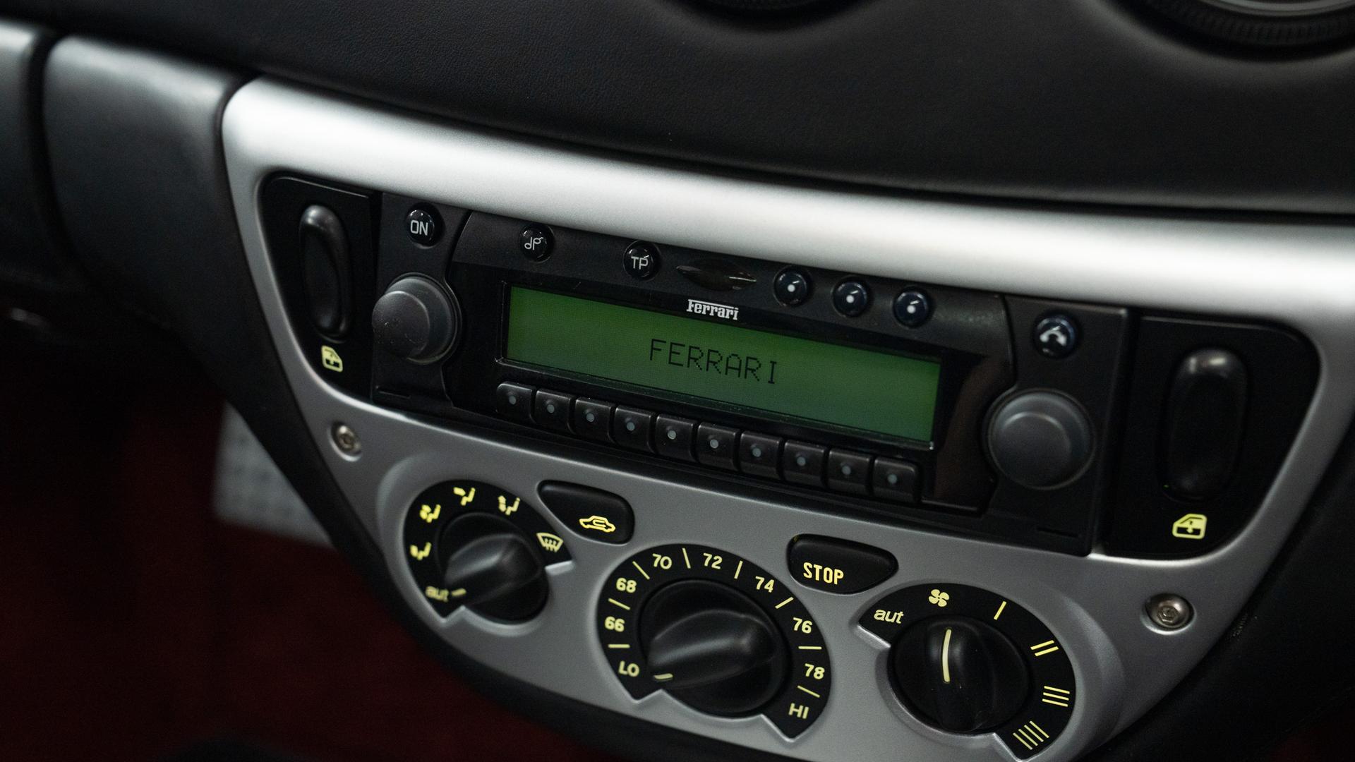Ferrari 360 Photo 97c88dc1-25ff-49d4-bc61-c01190293ebc.jpg