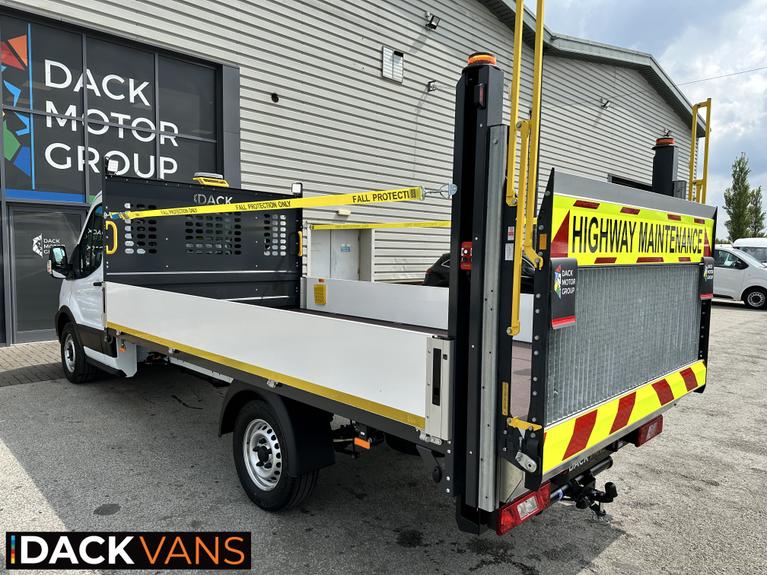 Ford Transit 26 Reg L4 130-Ps, FWD, Reverse Camera, Chapter 8,Tow Bar, Fall Arrest Light Bar, Air-Con, Good Payload 1,248kg,