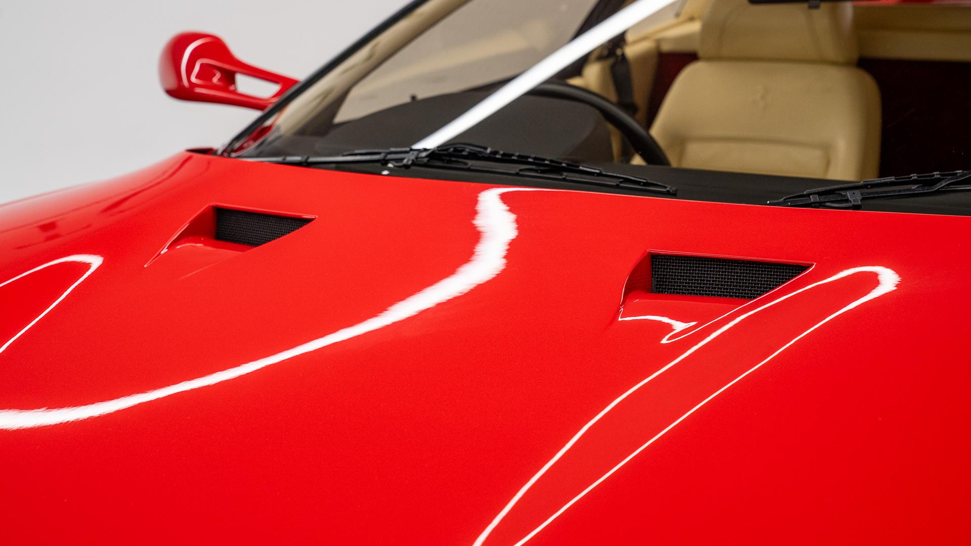 Ferrari 512 Photo 97d41d0b-3784-4454-ba98-f02746c9915d.jpg