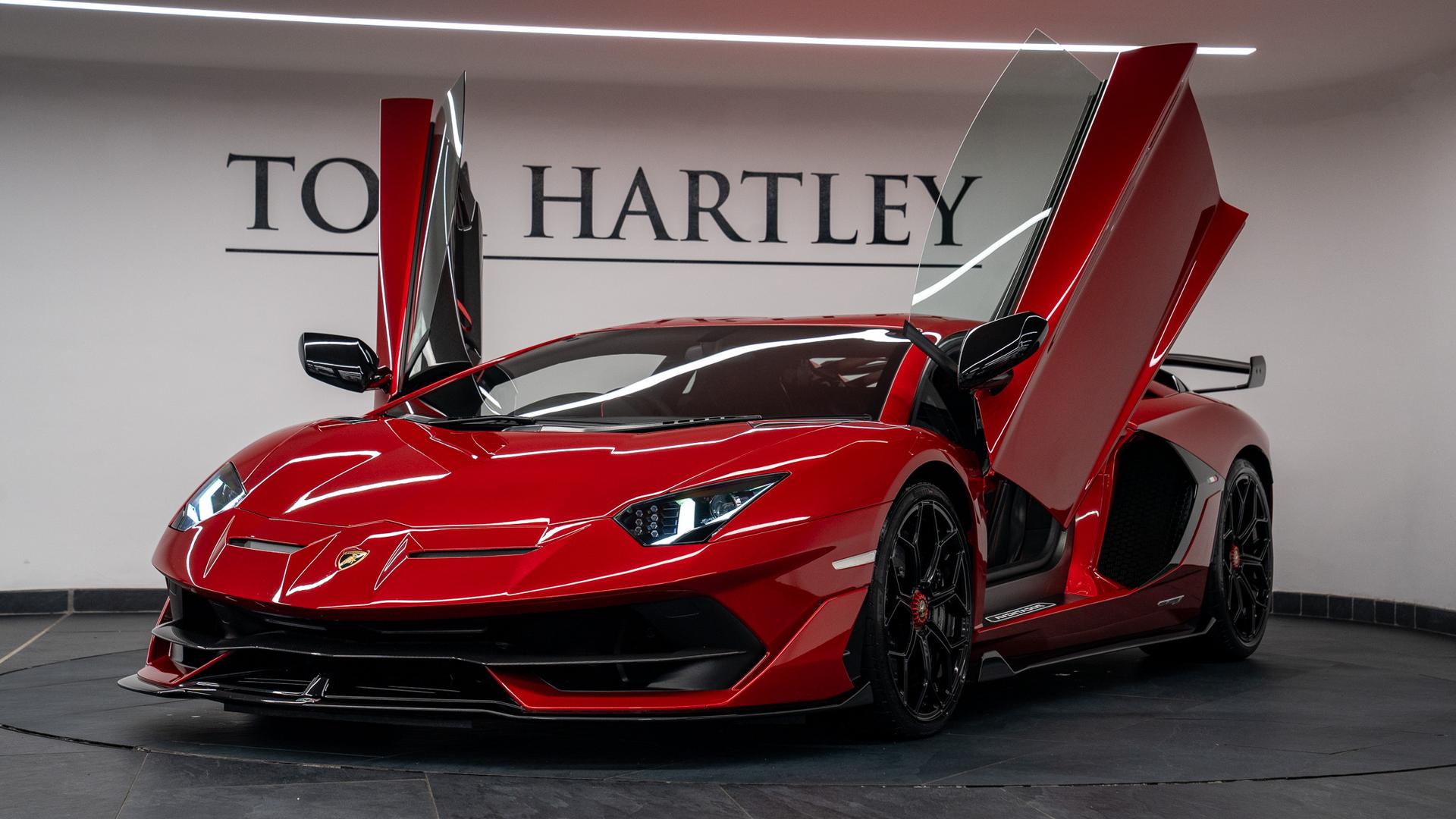 LAMBORGHINI Aventador Photo 97dd45ee-8db2-4548-a512-dfee79422617.jpg