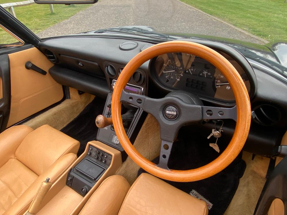 Used Alfa Romeo Spider WW5169 14