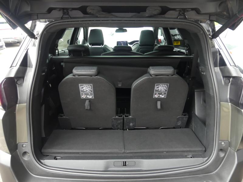 Peugeot 5008 Photo 9813531c-4c44-4ee1-8d55-25ab2292f6ab.jpg