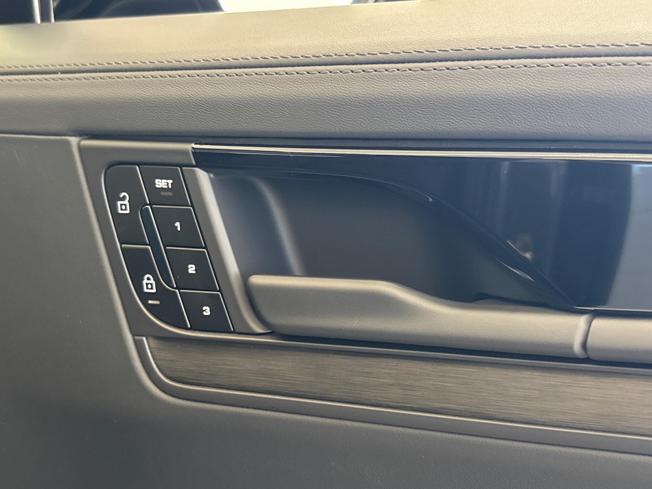 PORSCHE Cayenne Photo 37
