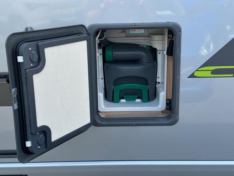 Hymer ML-T 570 CROSSOVER Photo 9821ef7f-0bf2-4850-8ec5-de11a3d58b7a.jpg