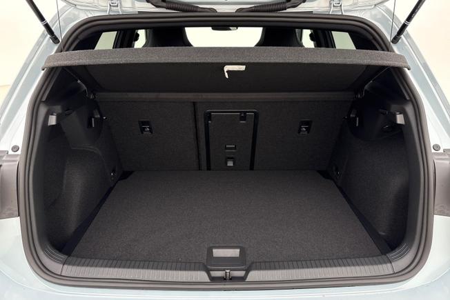VOLKSWAGEN Golf Photo 12