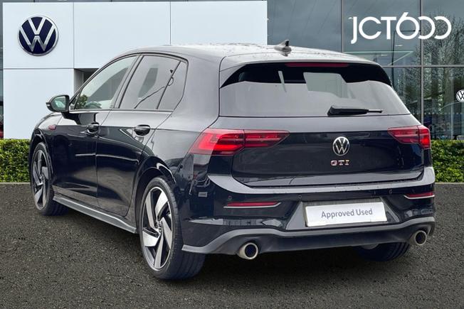 Volkswagen Golf Photo 3
