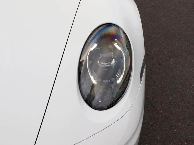 PORSCHE 911 Photo 17