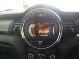 MINI Hatch Photo 11
