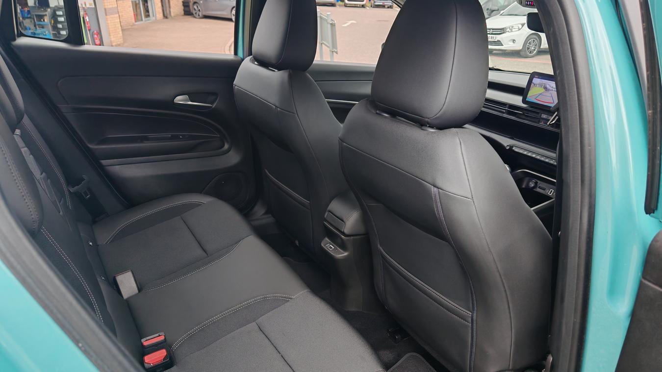 Used Jeep Avenger HX73MPO 14