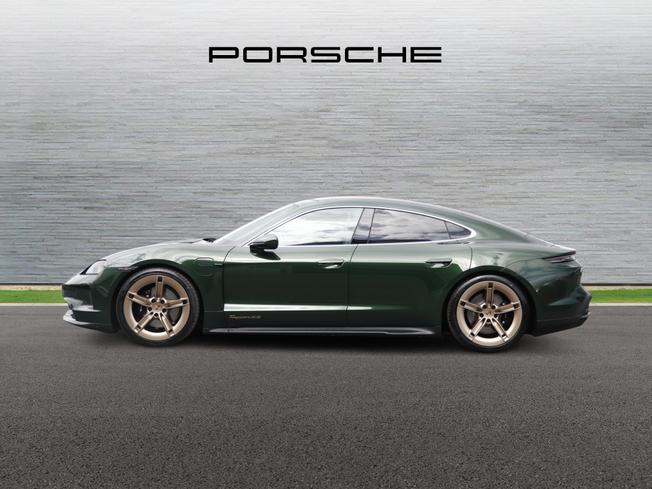 PORSCHE Taycan Photo 5
