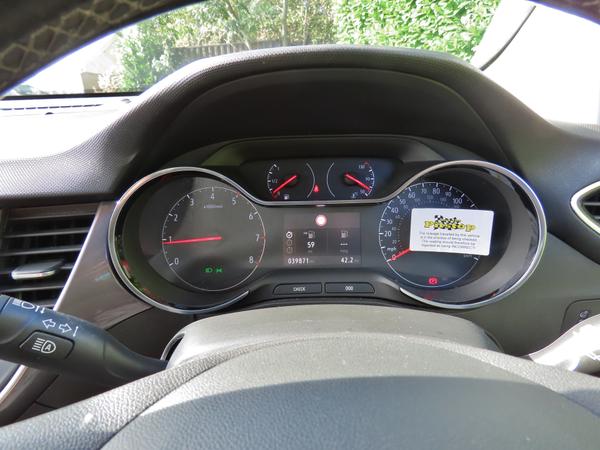 Used Vauxhall Crossland LV71VUN 16