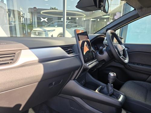 Renault Captur Photo 988b9113-0558-40d1-8f83-19ca79826170.jpg