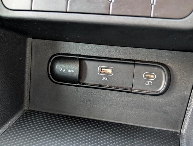 Kia Sportage Photo 98940540-121c-47f3-9ed0-877374f28c5d.jpg