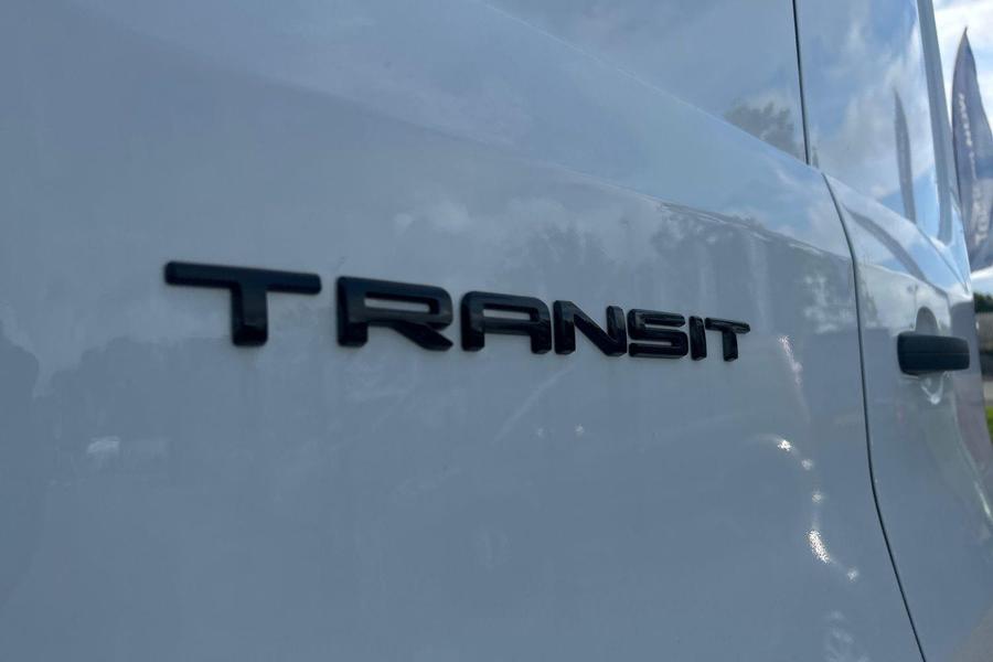 Ford TRANSIT Photo 989406a8-ef54-44eb-be62-67bc5b28e38c.jpg