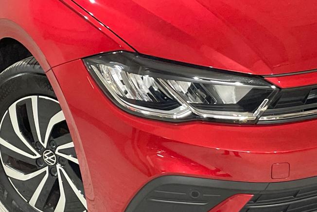 VOLKSWAGEN Polo Photo 35