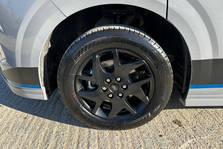 Used Ford E-TRANSIT CUSTOM CUSTOMBEV04 16