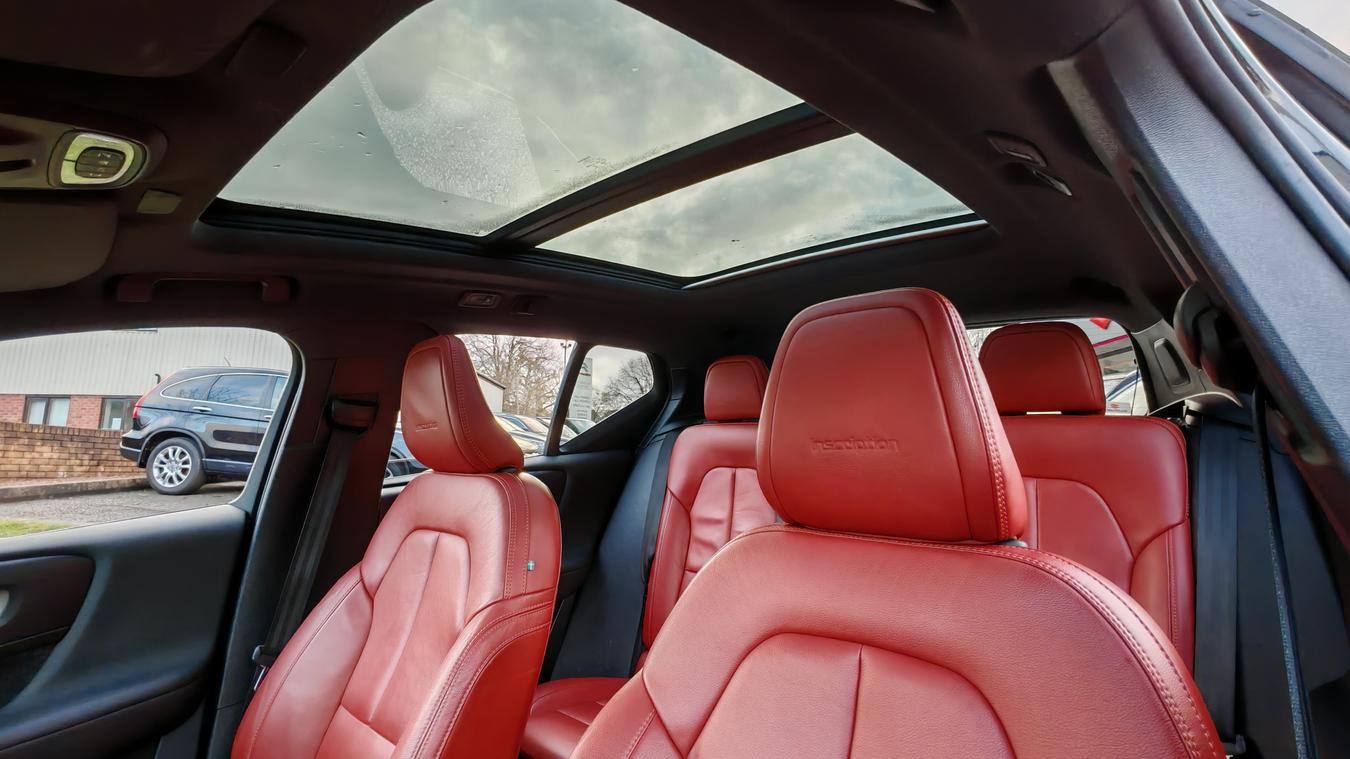 Used Volvo XC40 KX68ULD 23