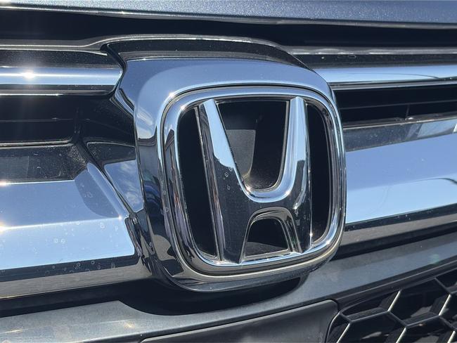 Honda CR-V Photo 989d8b61-e264-4b34-8598-296e2670f5f6.jpg