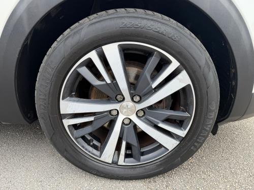 Peugeot 3008 Photo 98a22296-f358-49d8-9e1c-2d0b285ebfc3.jpeg