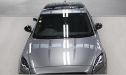 Jaguar E-PACE Photo 2